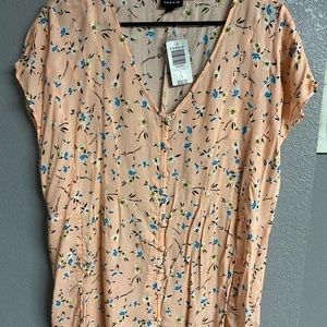 Torrid orange floral short sleeve size 0